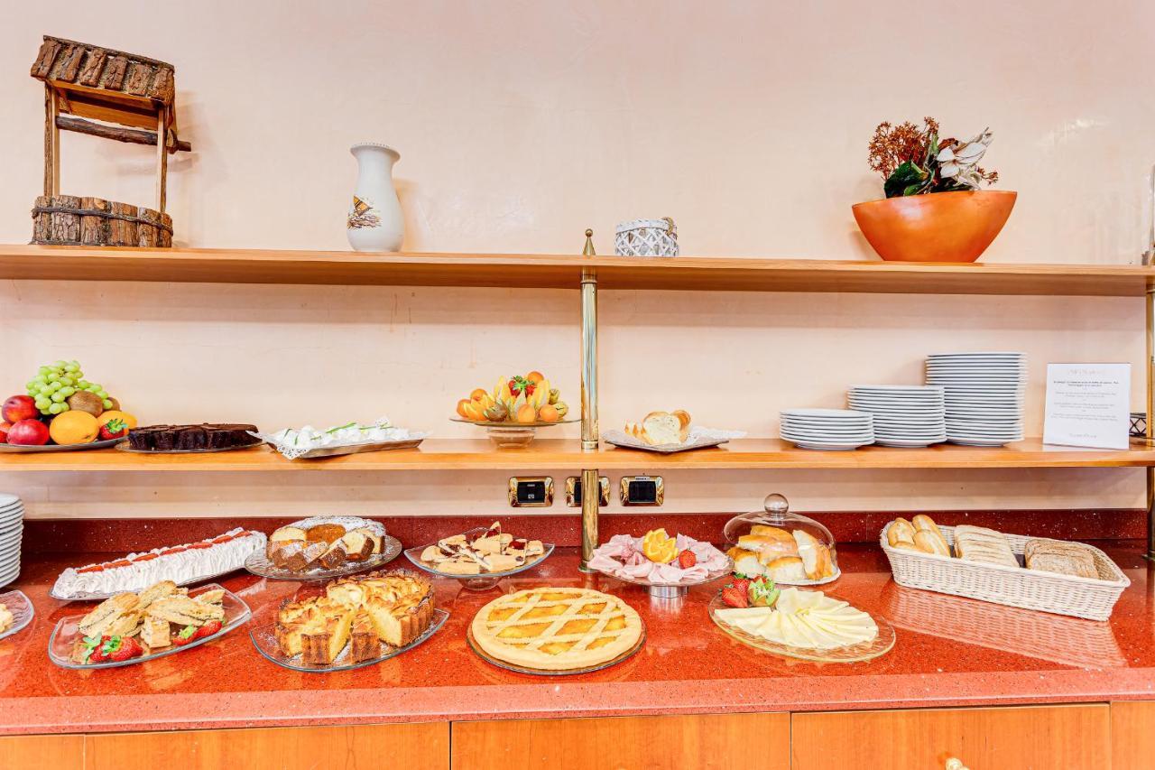 Maria Hotel 3*